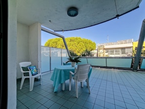 Apartment, 2 Schlafzimmer, Balkon, Stadtblick | Balkon