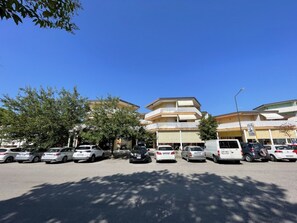 Studio, balcon | Extérieur