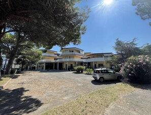Estudio, balcón | Exterior