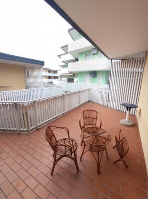 Studio, Mehrere Schlafzimmer, Balkon | Terrasse/Patio