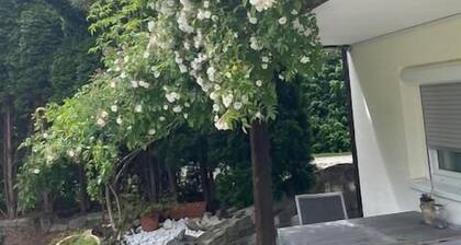 Ferienwohnung bis 3 Personen, auf 2 Ebenen, 80 qm, Balkon und Terrasse