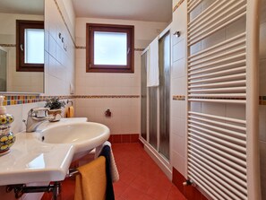 Apartamento, 4 quartos, sacada | Banheiro
