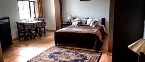 15 chambres, espace de travail pour ordinateur portable, Wi-Fi gratuit