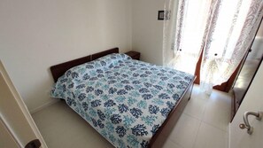 อพาร์ทเมนท์, 2 ห้องนอน, ระเบียง | 2 ห้องนอน