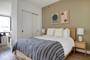 1 quarto, ferros/tábuas de passar roupa, Wi-Fi, roupa de cama