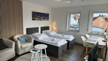 1 bedroom, free WiFi, bed sheets