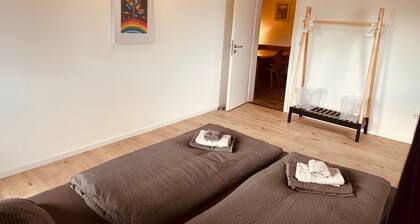 Ferienwohnung 'Felix Living 8' mit Balkon und WLAN