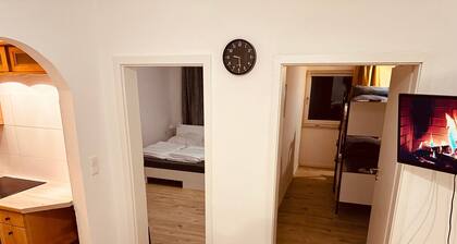 Ferienwohnung 'Felix Living 8' mit Balkon und WLAN