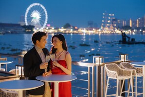 Couples’ dining