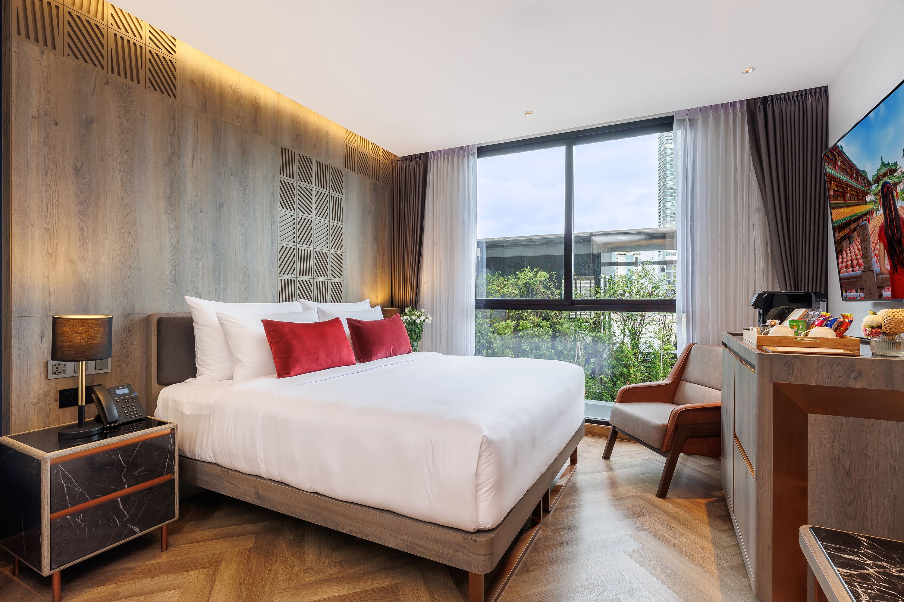 Superior Room (Lamphu)