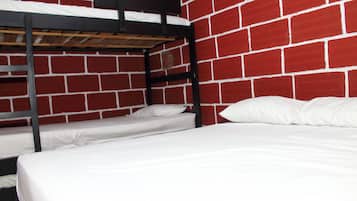 Bed in 5 - Female Dormitory Shared Bathroom | Free WiFi, bed sheets