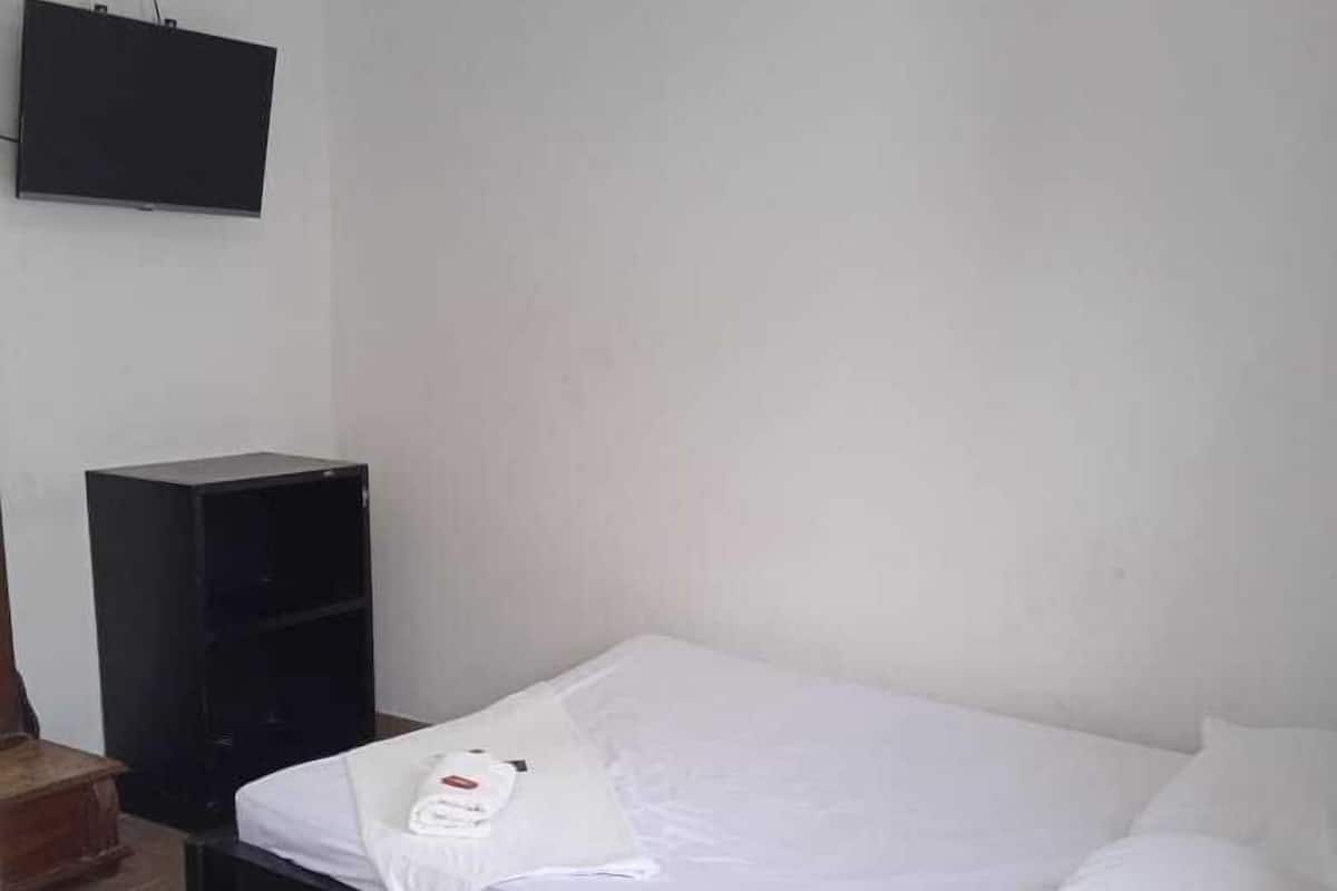 Wifi gratis y ropa de cama