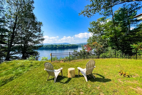Property grounds - Secluded, romantic cottage with stunning views of the Hudson River (Queensbury)
