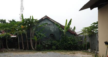 Hotel O Penginapan Raja