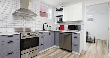Cozy Montreal retreat in the charming neighborhood of Ahuntsic (5mn to Sauvé)