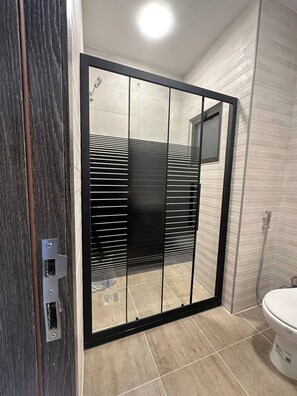 Bathtub