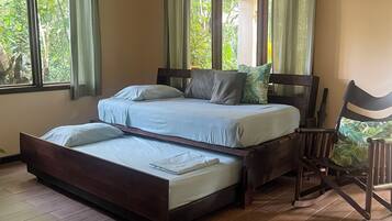 1 Schlafzimmer, Zimmersafe, Reisekinderbett, kostenloses WLAN