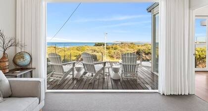 Luxury ocean front holidays, footsteps to beach