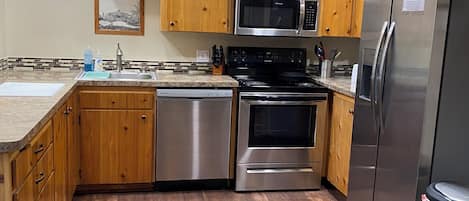 Microwave, oven, stovetop, dishwasher