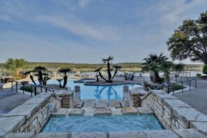 Piscine couverte, piscine chauffée
