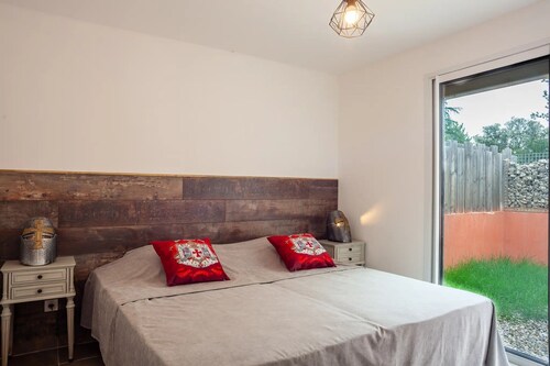 Apartment "Les Salons du Bastier 1" with Private Terrace and Wi-Fi