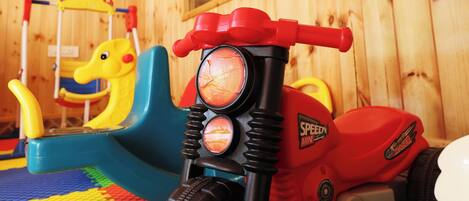 Area giochi per bambini (al coperto)