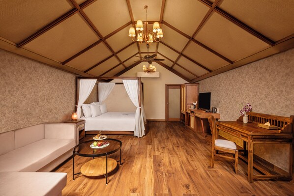 1 chambre, minibar, bureau, rideaux occultants