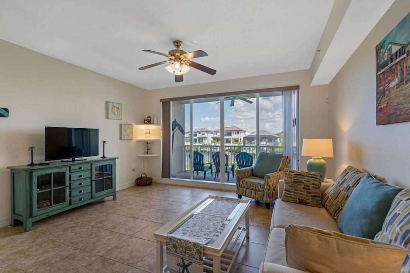 Waterfront Perfect Getaway! Semiprivate beach.
