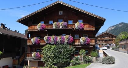 Bel appartement dans le style typiquement tyrolien