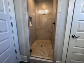 Bathtub, hair dryer, towels
