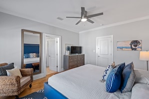 4 bedrooms, iron/ironing board, WiFi, bed sheets