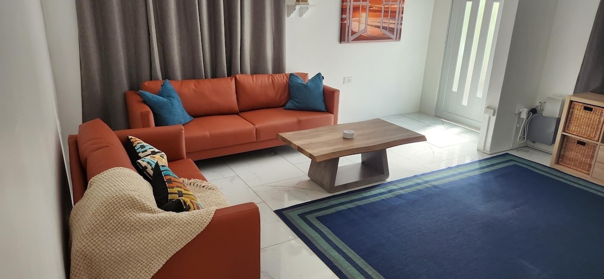 Renovated 3 Bedroom 2 Bathroom Just 2 Blocks To Beautiful Beaches ! - Arecibo