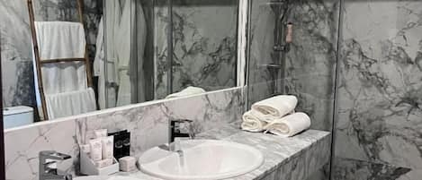Hair dryer, towels