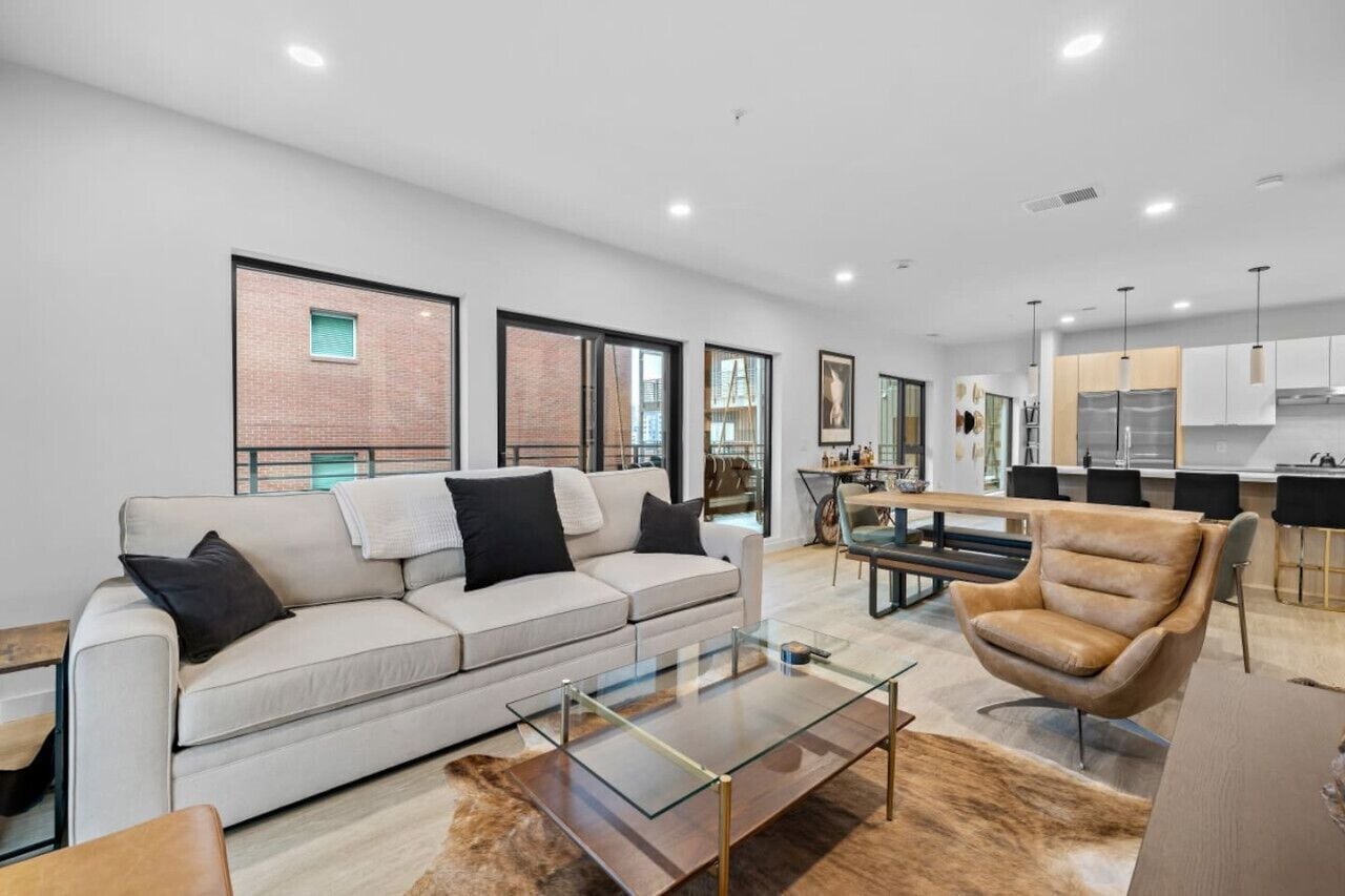 Fernseher, Stereoanlage