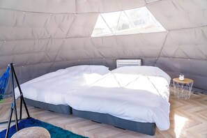 Tenda, 2 Tempat Tidur Double, Bebas Asap Rokok (Dome tent) | 1 kamar tidur, Wi-Fi gratis, dan seprai linen