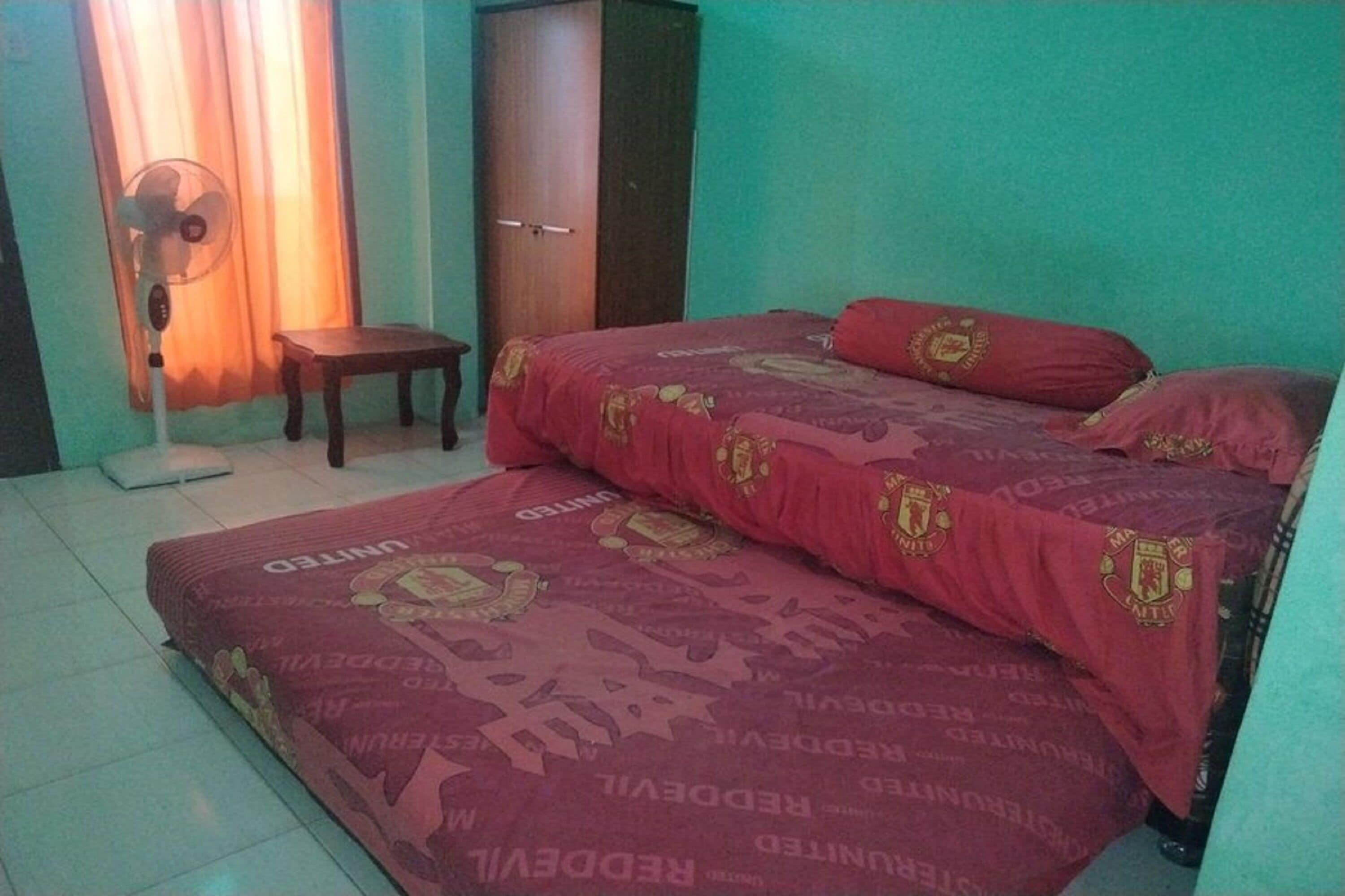 Photo - Hotel O Nany Asoka Syariah Near Anyong Cafe Studio