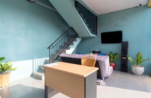 Hotel O Nany Asoka Syariah Near Anyong Cafe Studio