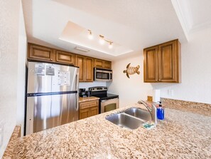 微波爐、焗爐、咖啡機/沖茶器、廚房用具/餐具/器皿