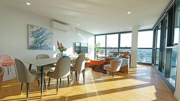 精品公寓 | 起居区 | 平板电视