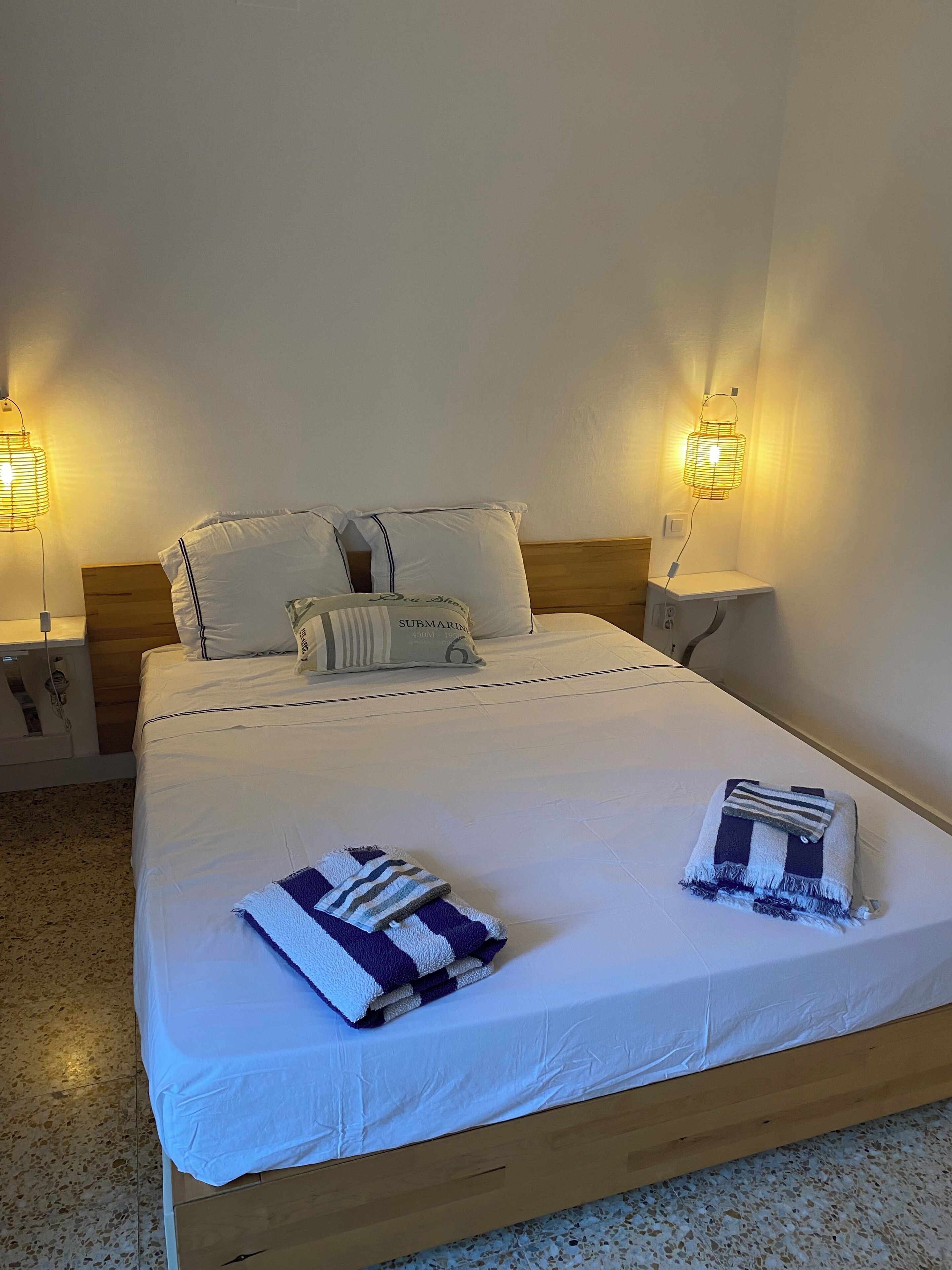 3 bedrooms, iron/ironing board, free WiFi, bed sheets