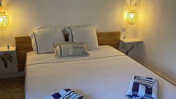 3 bedrooms, iron/ironing board, free WiFi, bed sheets