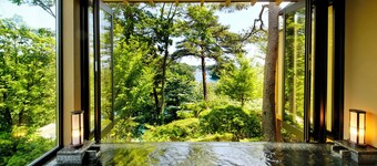 Noto Tsukumowan Hyakurakusou