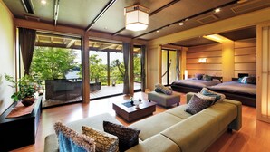 Superior Suite | Peti besi dalam bilik, seterika/papan seterika, Wi-fi percuma
