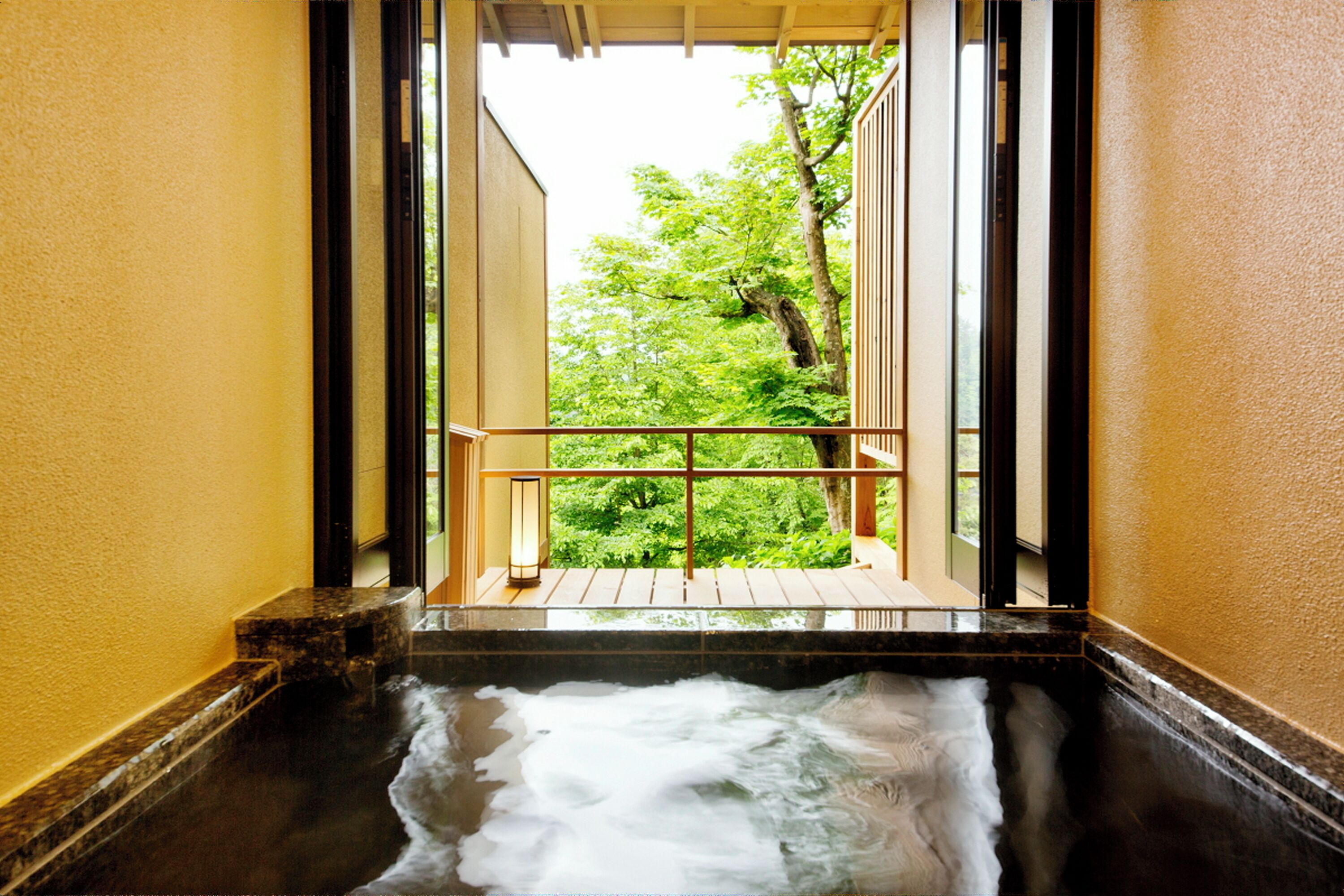 Luxury-Zimmer | Zimmersafe, Bügeleisen/Bügelbrett, kostenloses WLAN, Bettwäsche