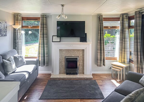 Living area - 2 bedroom accommodation in Horham, Eye (Horham, Eye)