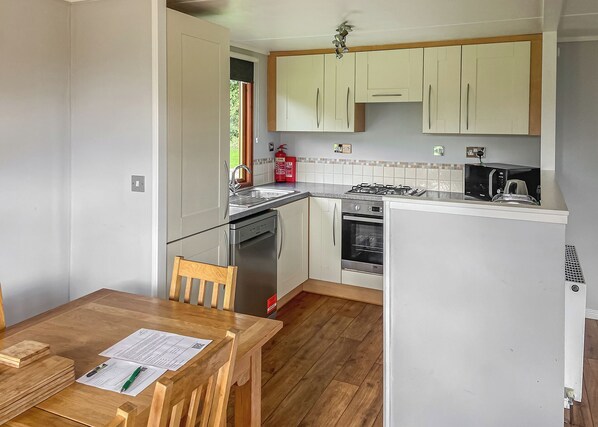 Oven - 1 bedroom accommodation in Horham, Eye (Horham, Eye)