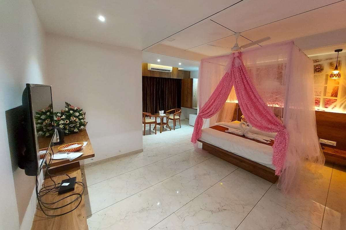 Standaard suite | 1 slaapkamer, luxe beddengoed, individueel gedecoreerd
