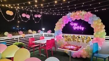 Banquet hall
