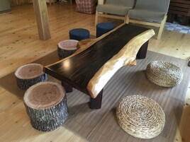 3 habitaciones, cortinas blackout, wifi gratis y ropa de cama 