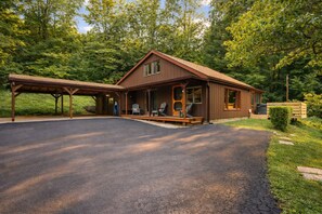 Exterior - Lakefront in Logan (In the heart of Hocking Hills) (Logan)